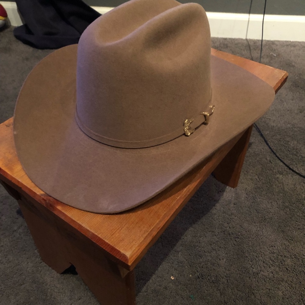 Serratelli cowboy hat